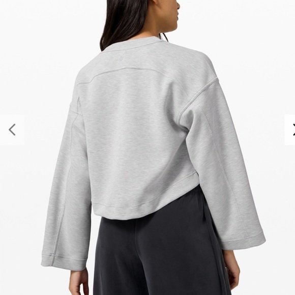 Lululemon cropped pull over - Picture 3 of 7